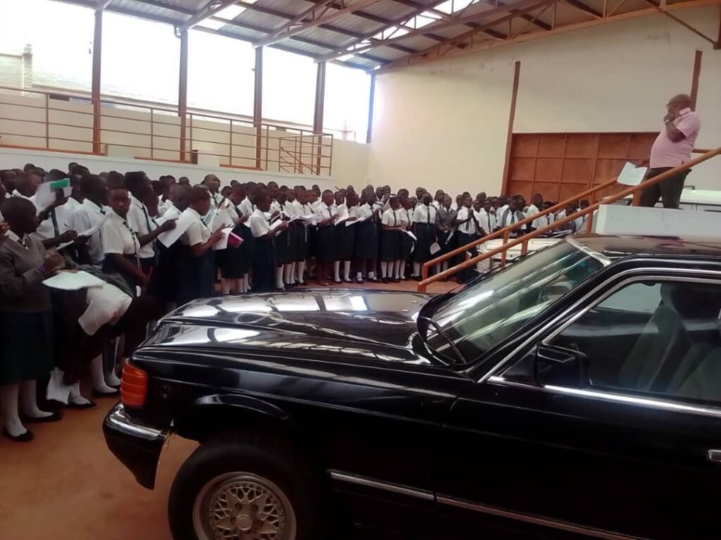 St. Kizit Students at Uganda Museam